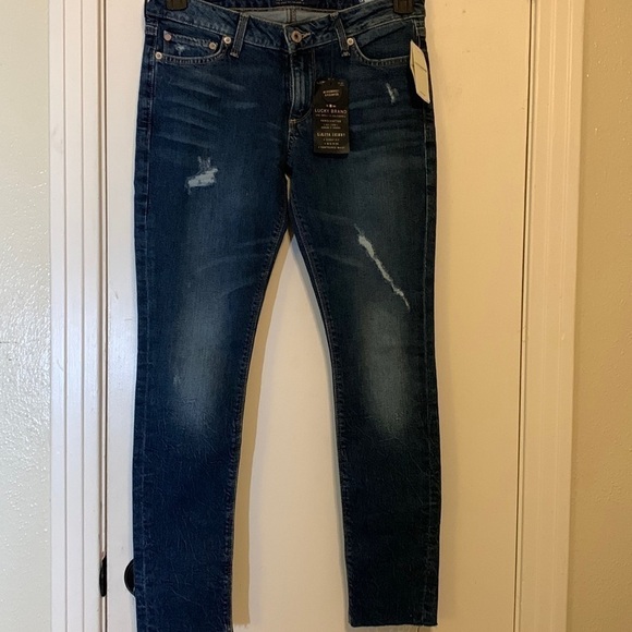 NWT Lucky Brand Lolita Skinny Distressed Jeans, 2/26 - Picture 1 of 9